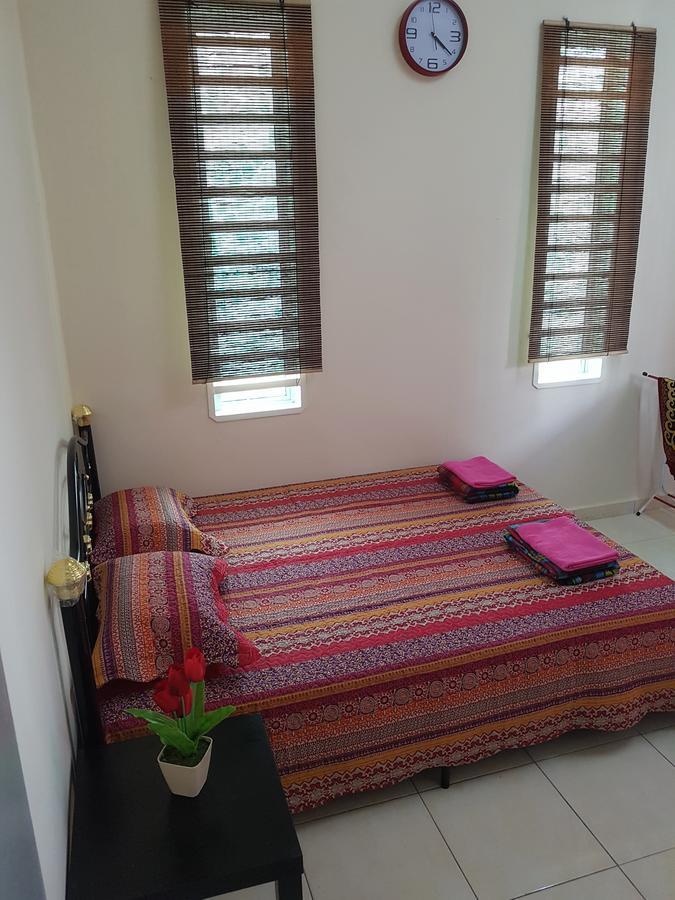 Lynn Homestay ألور سيتار المظهر الخارجي الصورة