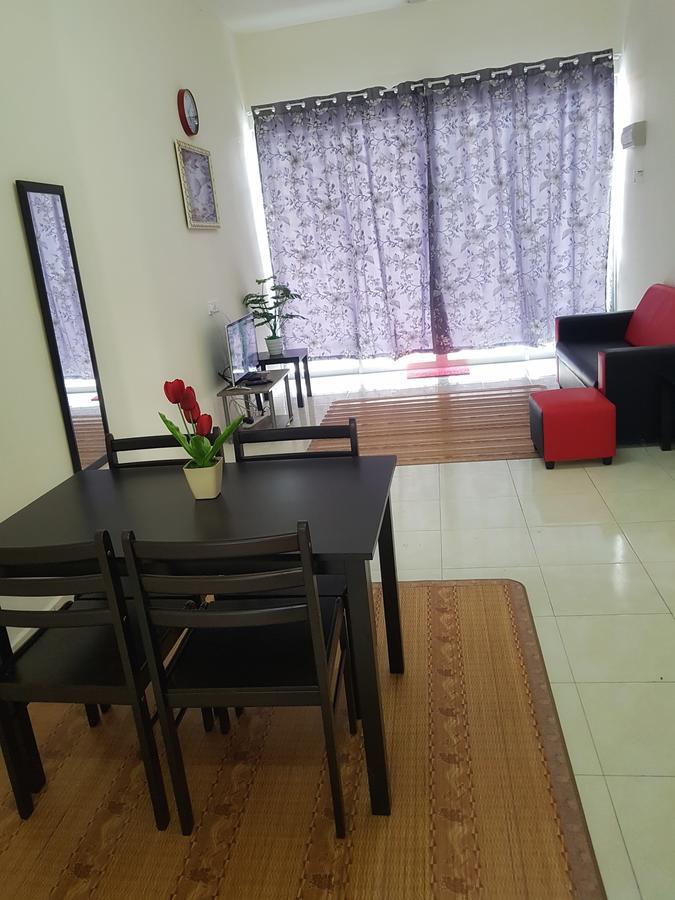 Lynn Homestay ألور سيتار المظهر الخارجي الصورة